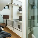 Beside The Beach W/ Balcony By Sea N\' Rent
